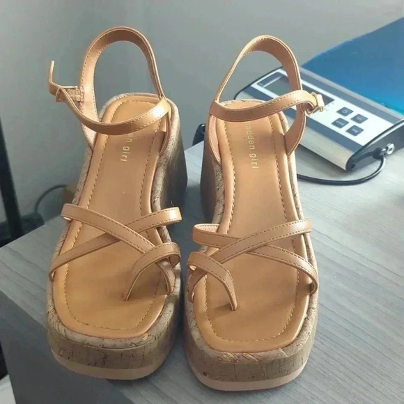 Madden Girl Vault Women's wedge sandals - Picture 5 of 8